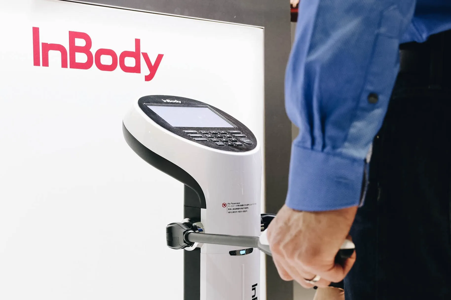 Person using an InBody device